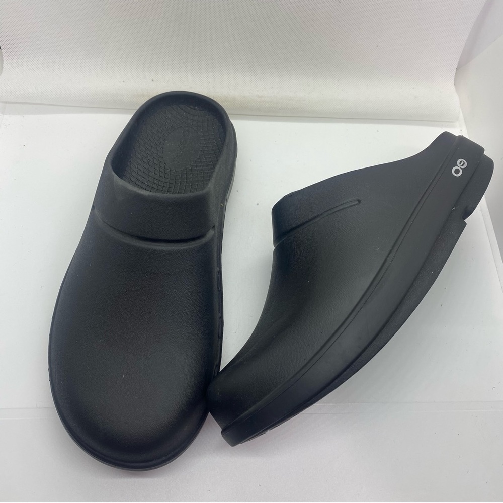 Oofos Oocloog Clogs Black Unisex Women’s 10 new